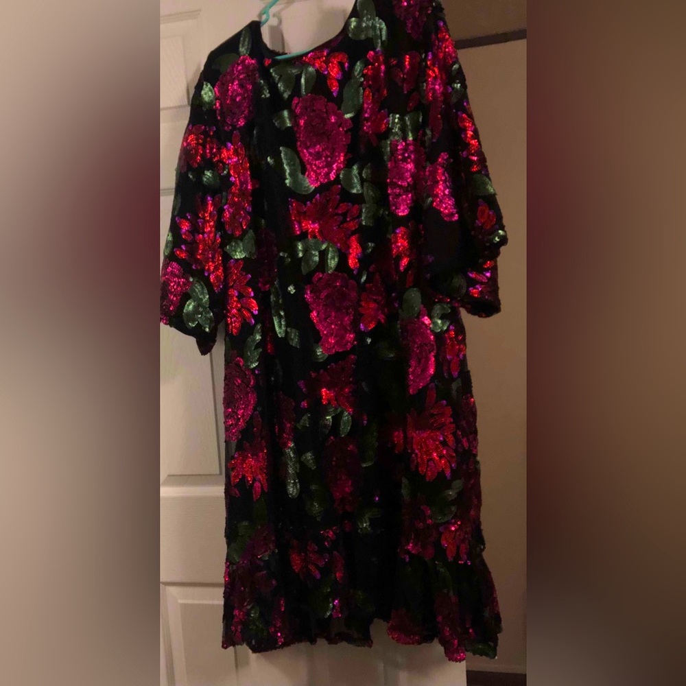 Evelyn Dress in Floral Sequin. Worn once pet free smoke free home.